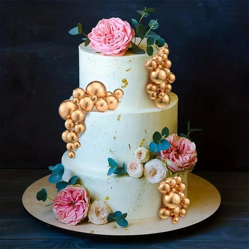 Topper z kulkami na piku – złota ozdoba tortu urodzinowego lub weselnego